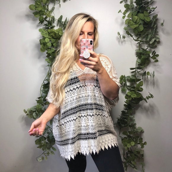 CAbi Tops - CAbi Love Carol Top XS